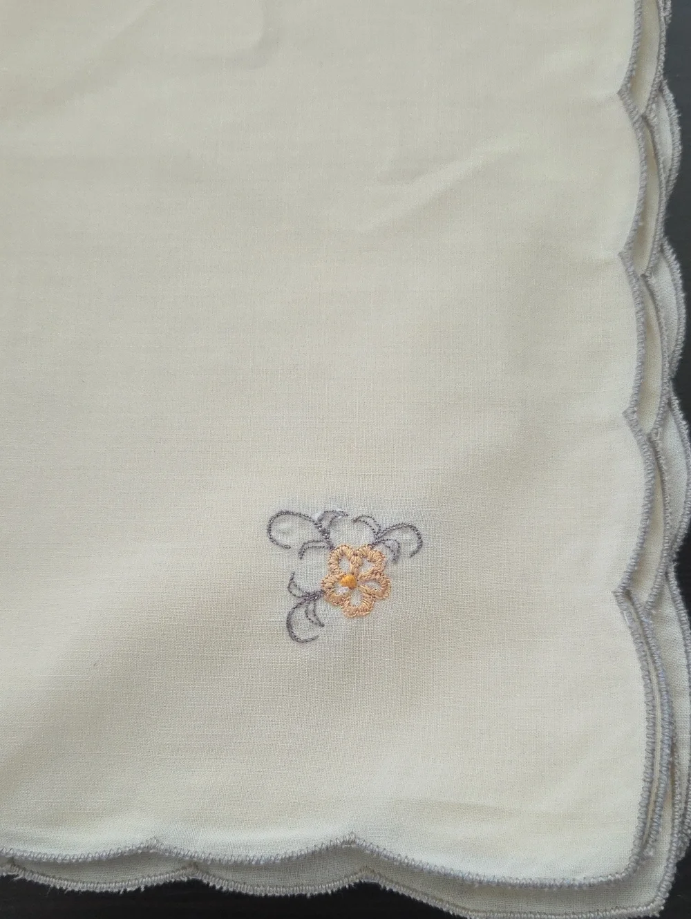 Classic Cream Embroidered Linen Napkin - Elegant Scalloped Edge